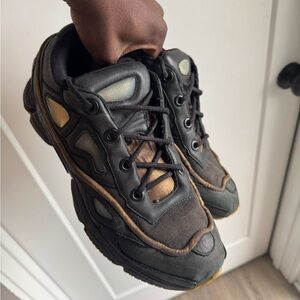 Adidas x RAF Simons Ozweego Black corn